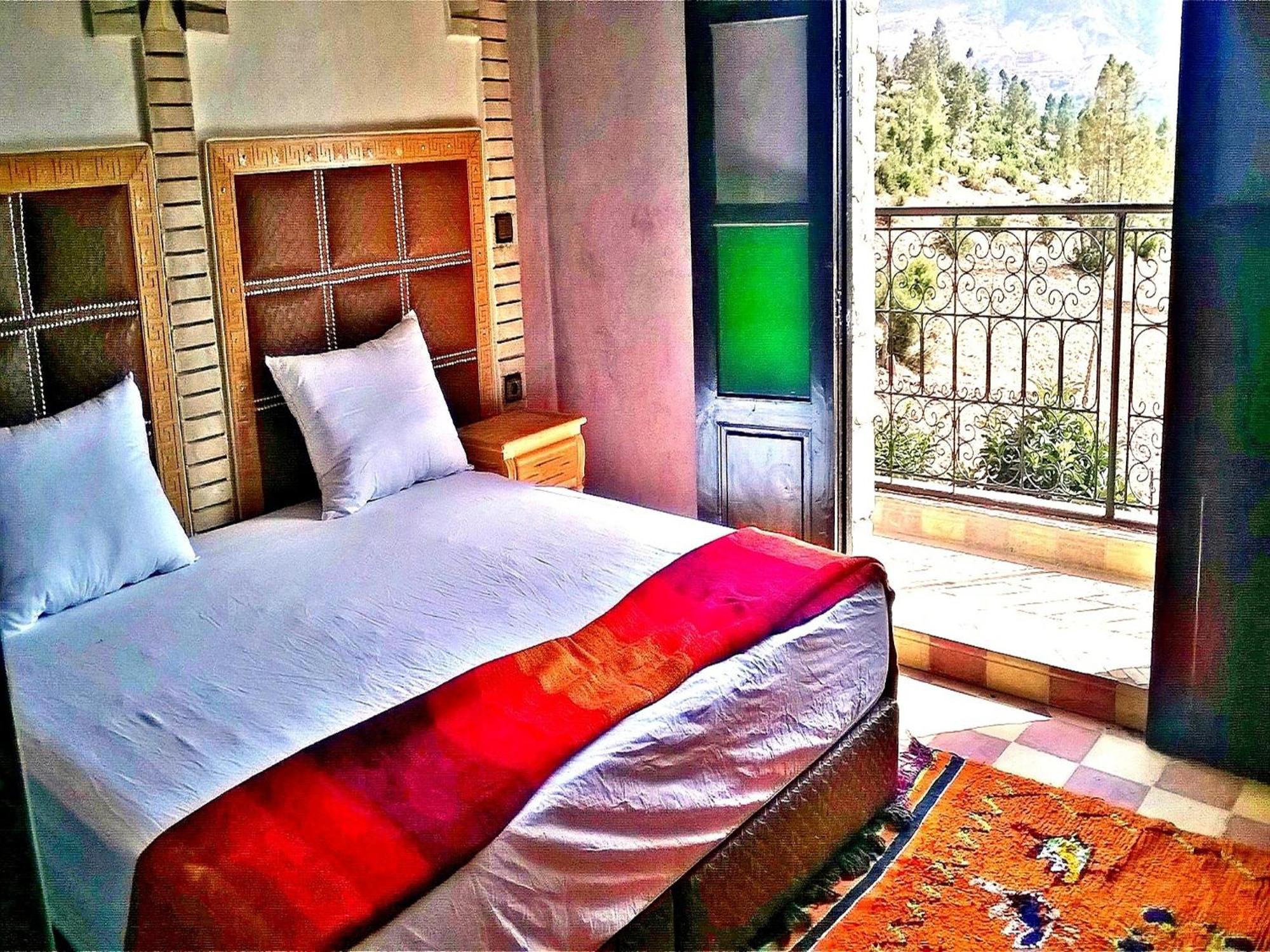 Riad Aslda Asni Rum bild
