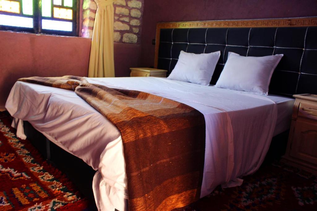 Riad Aslda Asni Rum bild